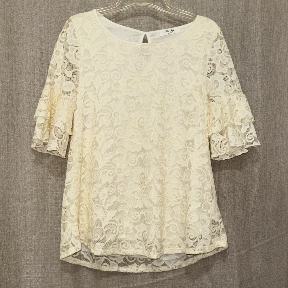Cream Ruffled 3/4 Sleeve Blouse